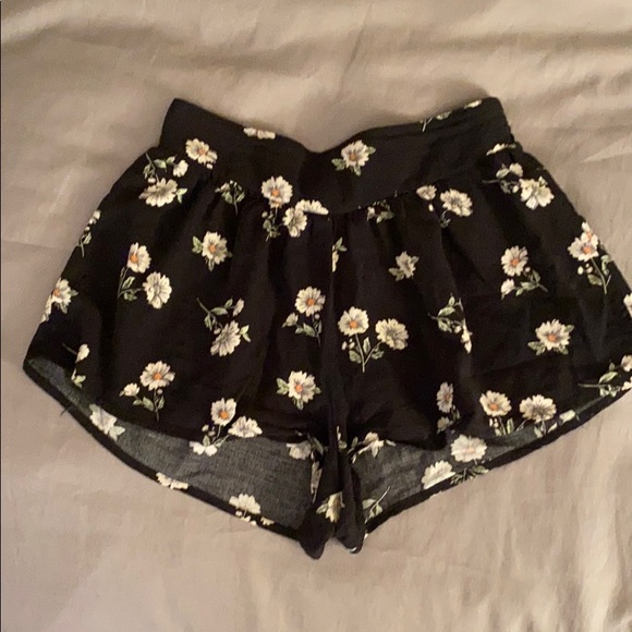 Two piece set - Picture 5 of 7